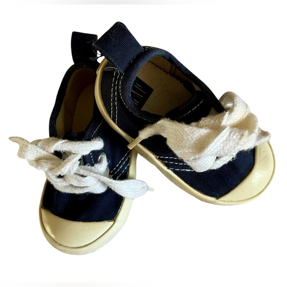 GAP Toddler Blue and White Sneakers with Cushioned Sole Comfort
